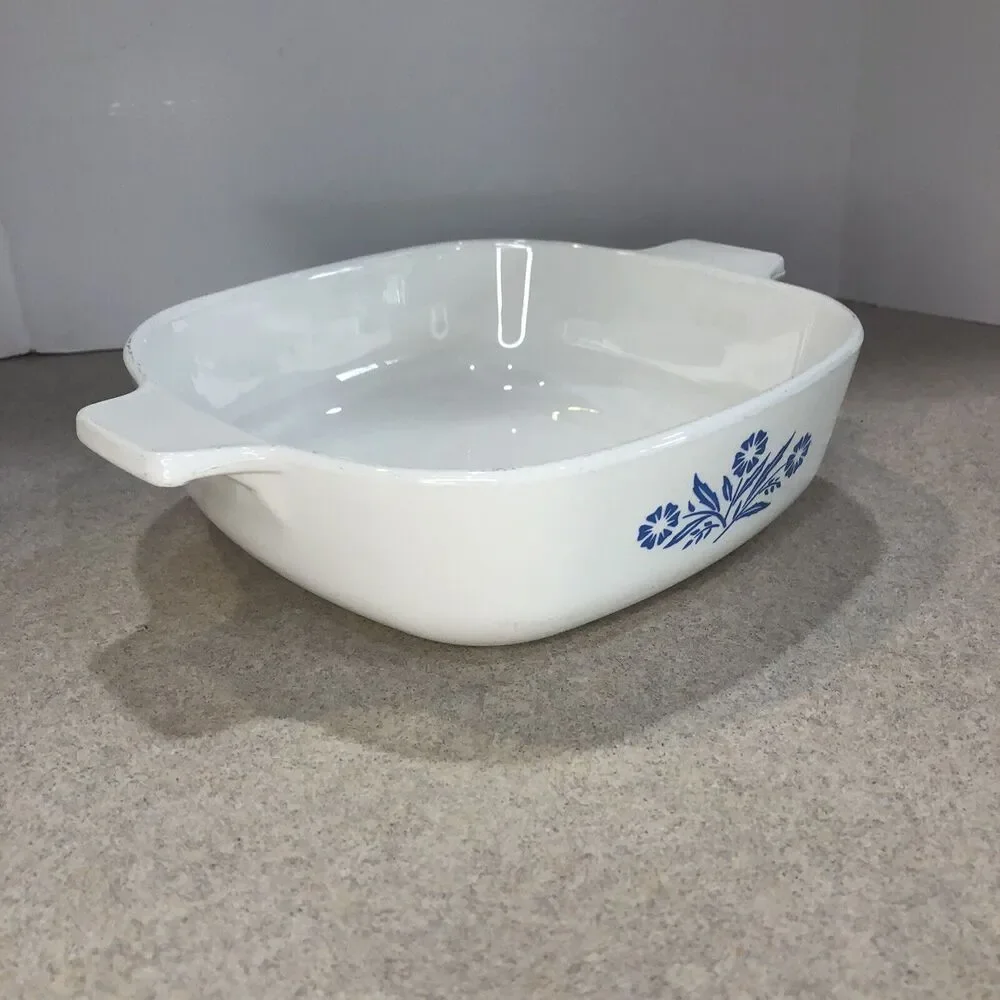 Vintage Corning Ware Blue Cornflower Casserole Dish‎ 1 Quart P-1-B- No Lid